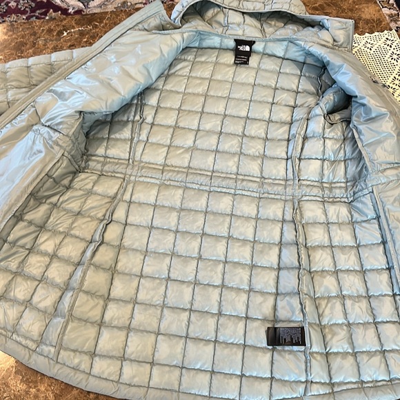 New! The North Face Thermoball Eco Quilted Hooded Parka~Large ~Silver Blue - Picture 13 of 16